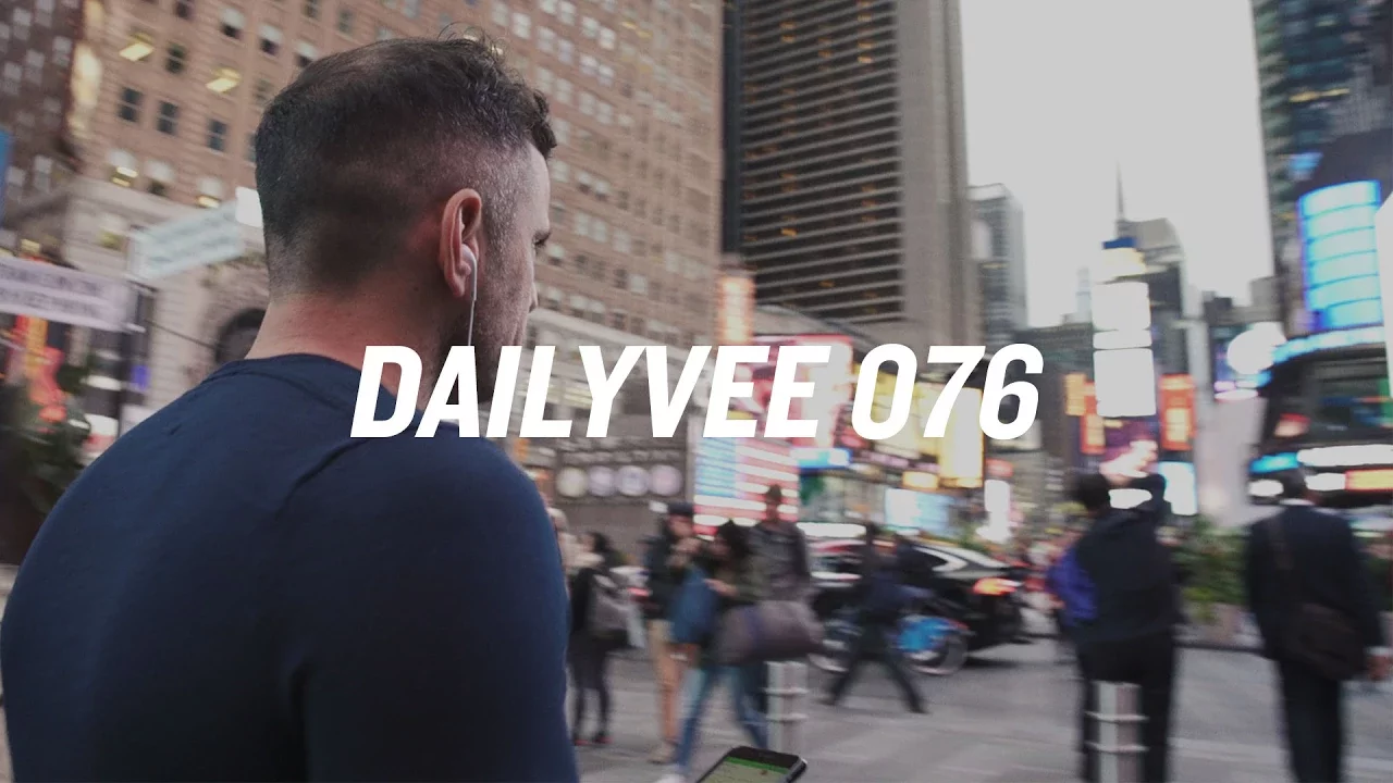 BE COMFORTABLE WITH YOURSELF | DailyVee 076