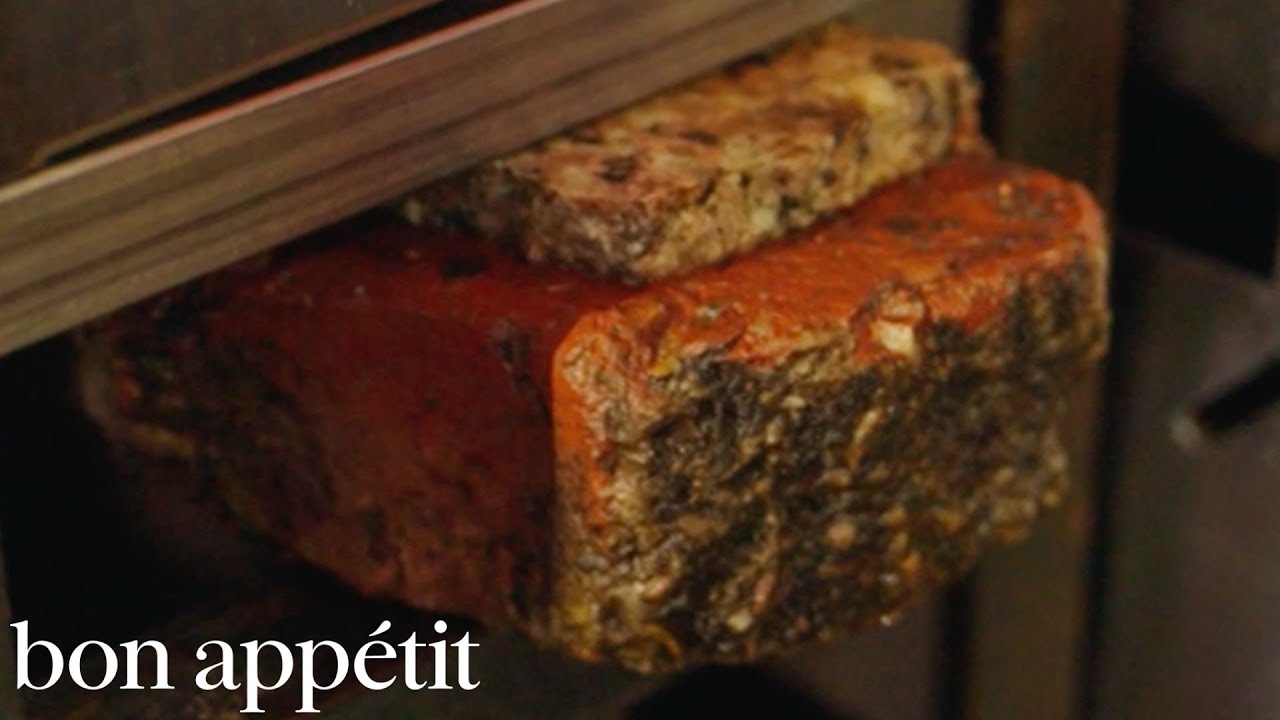 A Brick Is Holding Up This 1100° Shawarma Fire