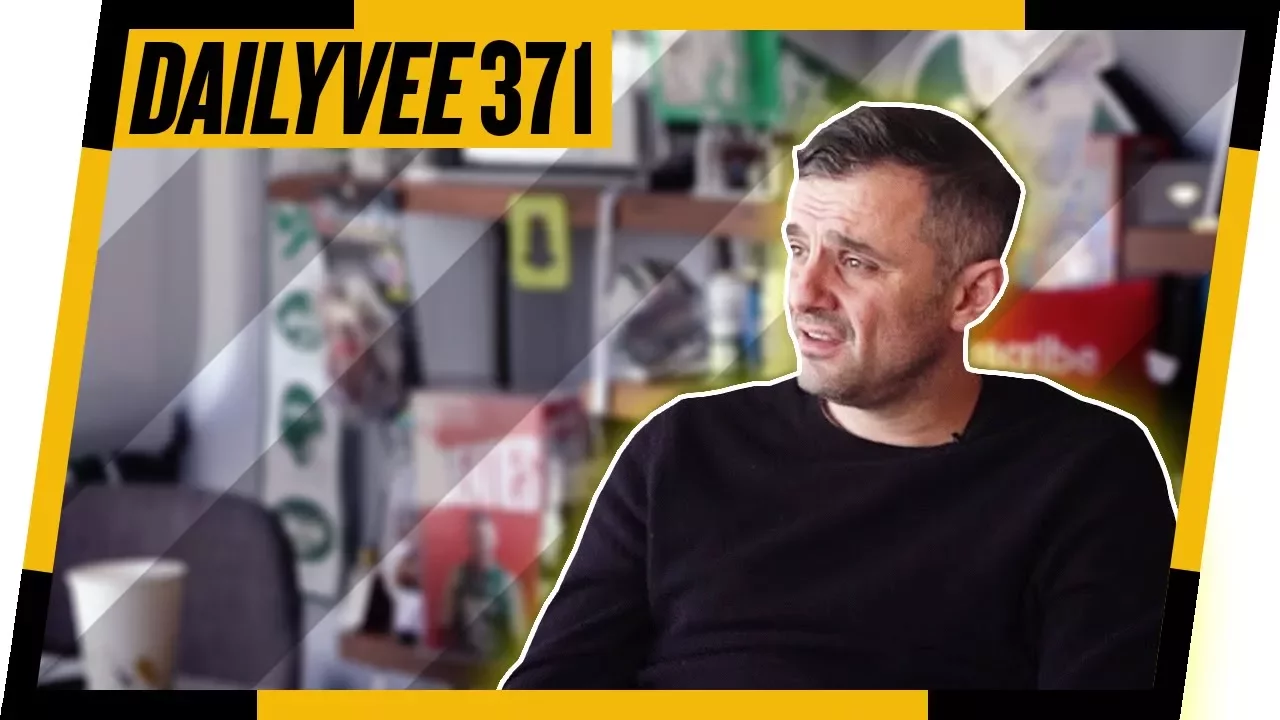 If You Are Confused About Starting a Vlog, Watch This | DailyVee 371
