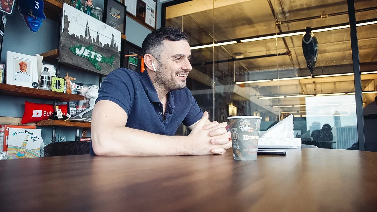CONSUMER PACKAGED GOODS | DailyVee 220