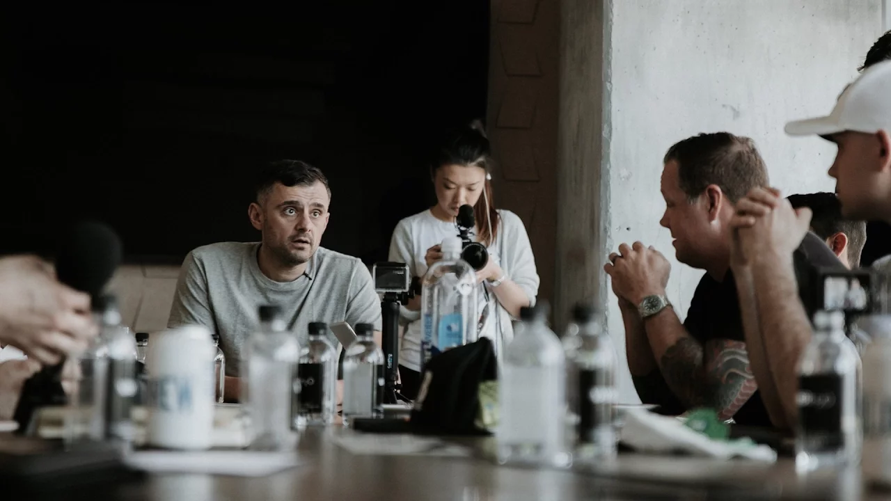 WHAT IF YOU COULD LEARN MARKETING FROM VAYNERMEDIA?| DailyVee 207