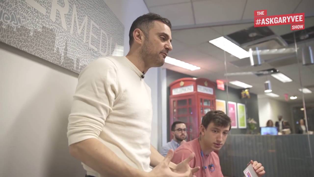 What Selling Baseball Cards Taught Me About Customer Attention