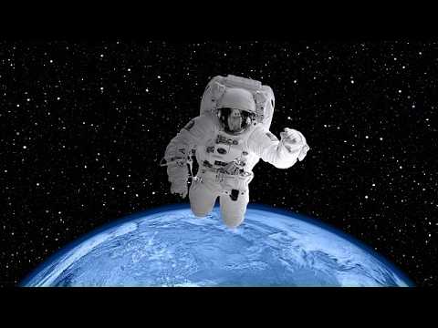 The Mystery of Entropic Gravity