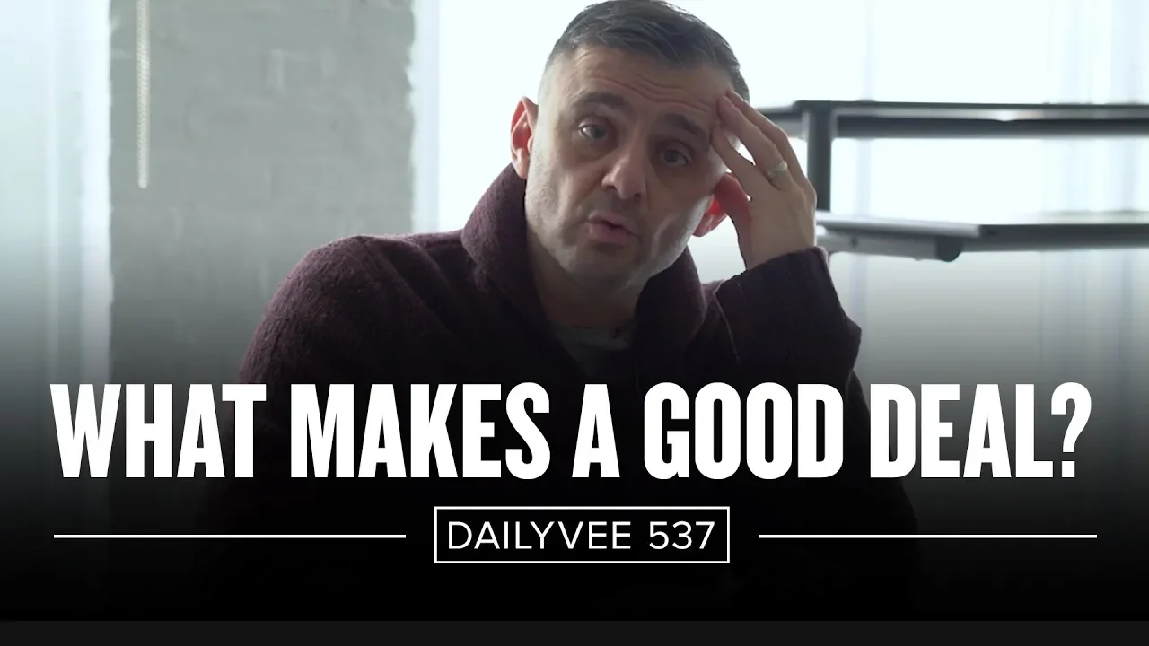 How to Advertise a Small Business | DailyVee 537