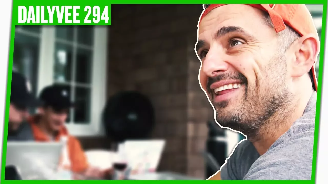 WORKING OFFSITE WITH TEAMGARYVEE | DAILYVEE 294