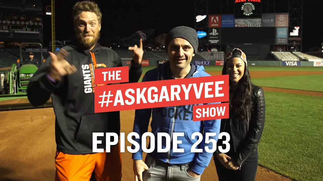 Hunter and Alexis Pence, Supporting Your Spouse, & The Future of Sports | #AskGaryVee 253