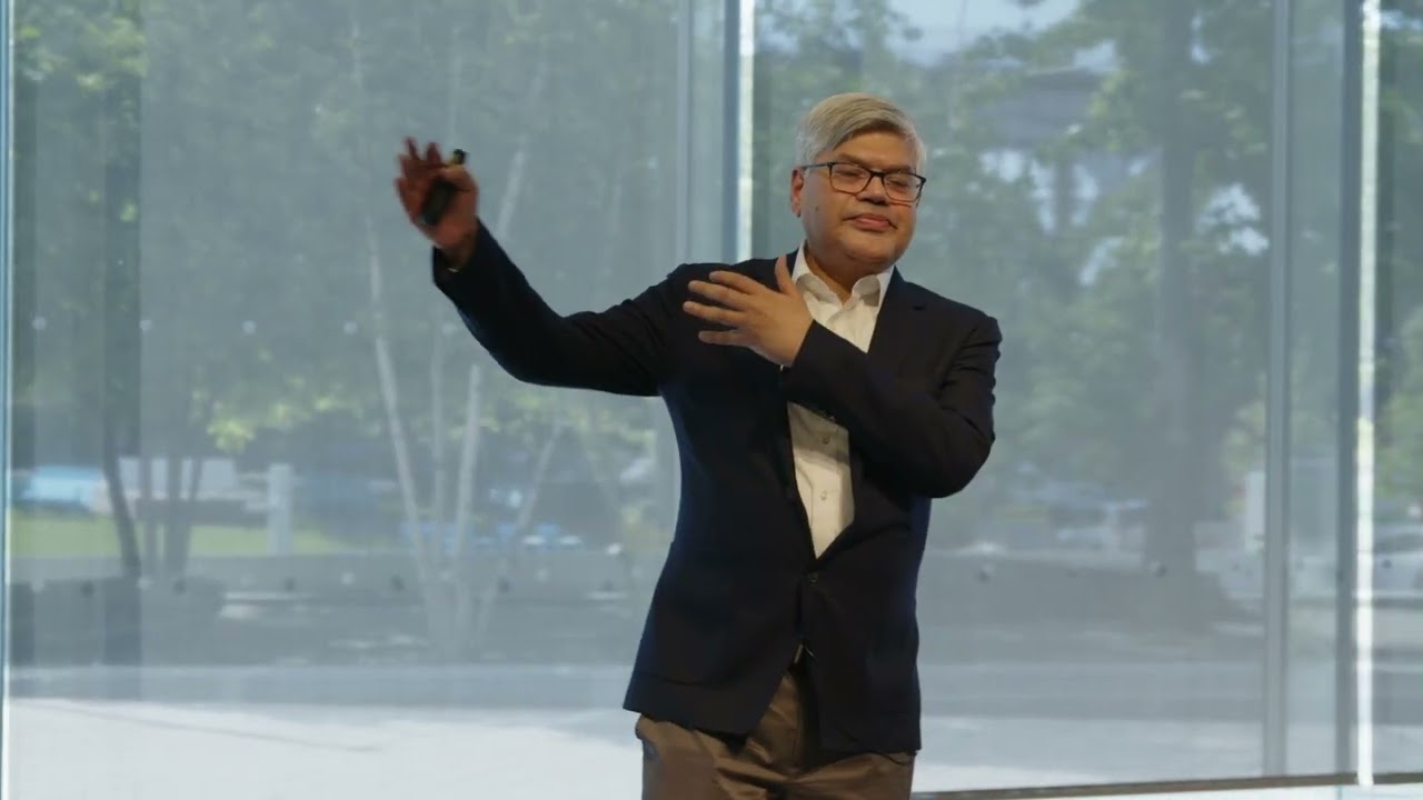 Faculty Talk: AI in the Boardroom