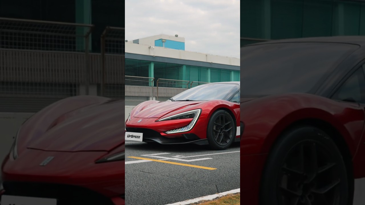 Richard Hammond Launches the World's Fastest Car