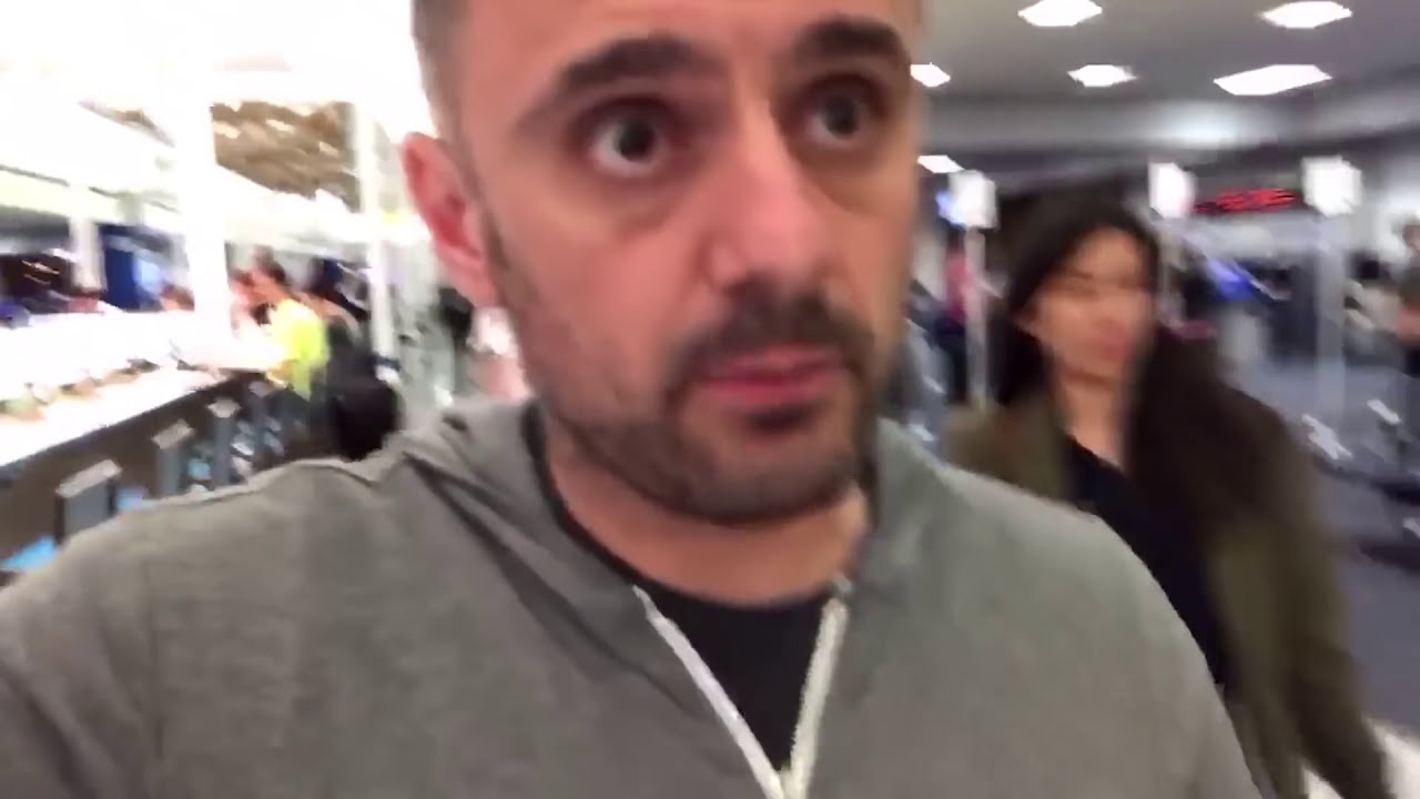 WE VLOGGED ON AN IPHONE 7 | DAILYVEE 238